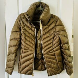Michael Kors Women Puffer size XS